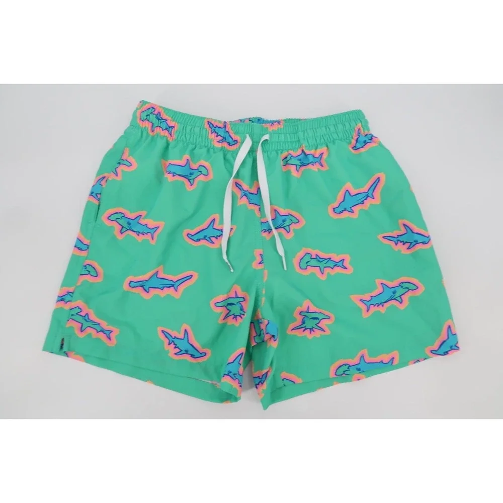 Chubbies‎ The Apex Swimmers Swim Trunks Mens Medium Shark Print 5.5 Inseam